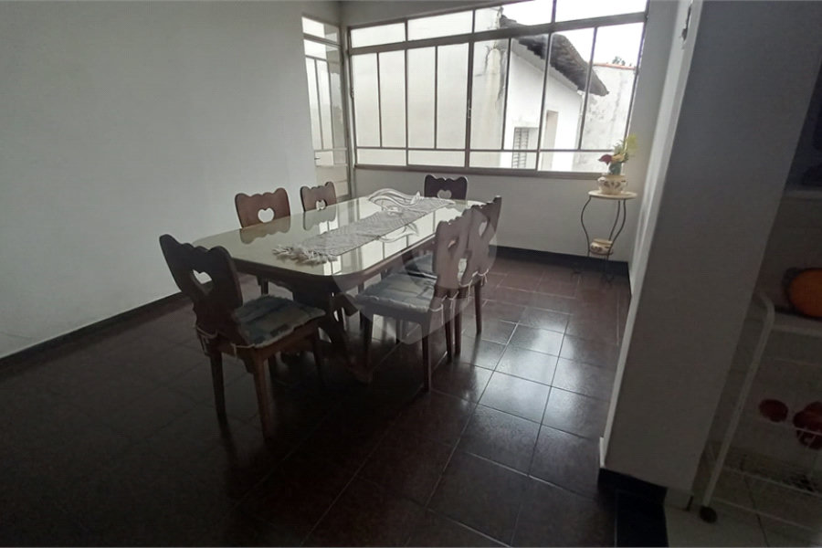 Sobrado à venda com 5 quartos em Tremembé, São Paulo, SP