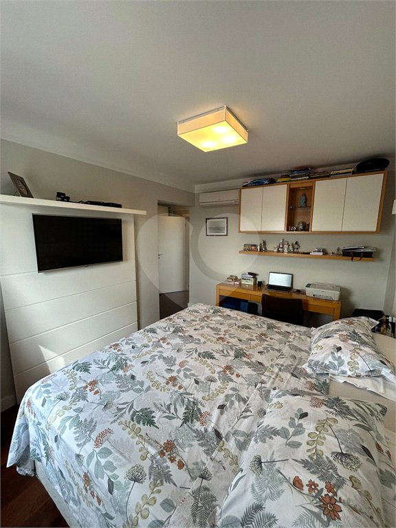 Apartamento à venda com 3 quartos, sendo 1 suíte, em Parque Novo Mundo, São Paulo, SP