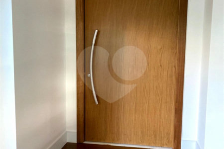 Apartamento à venda com 4 suítes em Vila Suzana, São Paulo, SP