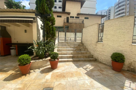 Apartamento à venda com 4 quartos, sendo 2 suítes, em Vila Hamburguesa, São Paulo, SP