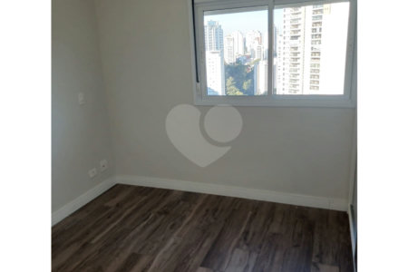Apartamento para alugar com 2 quartos, sendo 1 suíte,  em Vila Andrade, São Paulo, SP