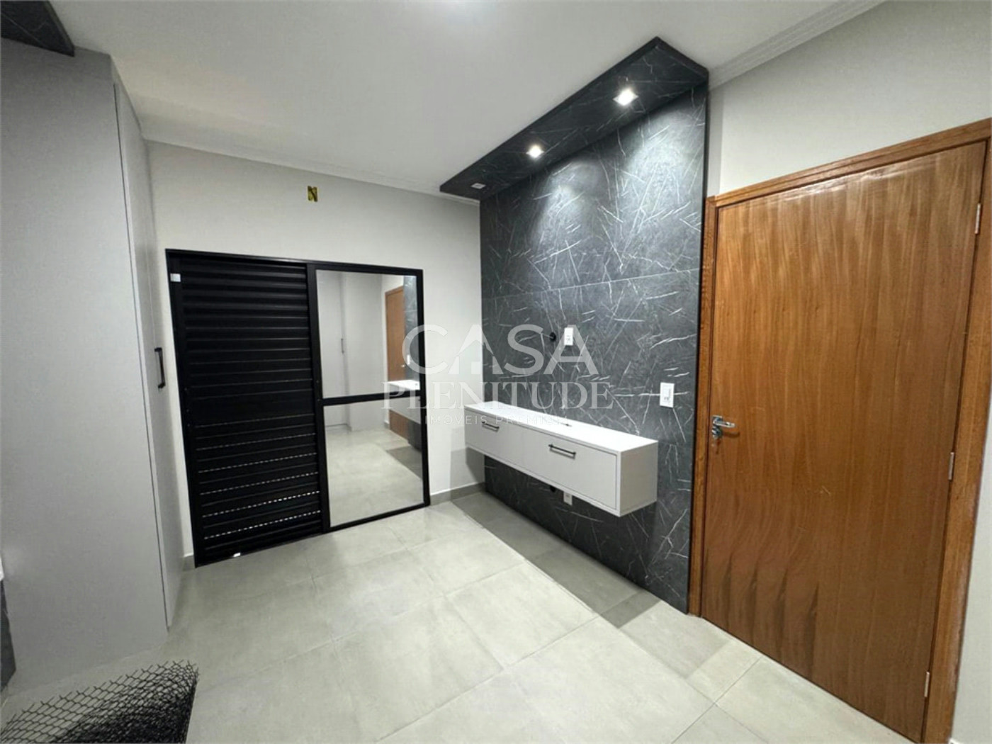 Sobrado à venda com 2 quartos em Wanel Ville, Sorocaba, SP