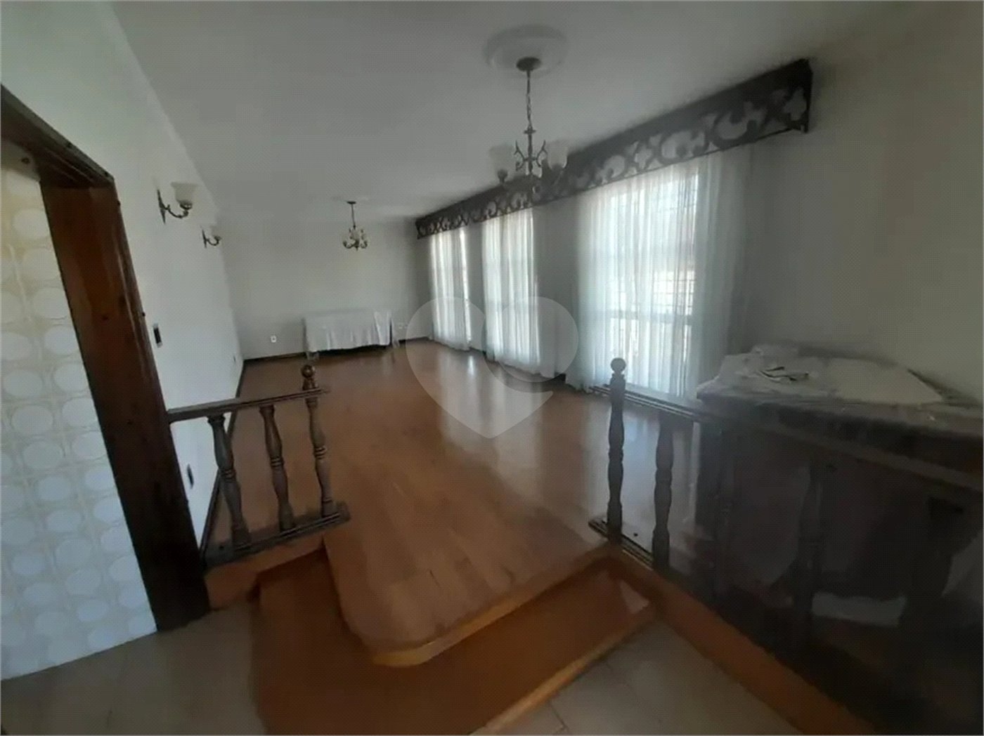 Casa à venda com 3 quartos, sendo 2 suítes,  em Vila Jardini, Sorocaba, SP