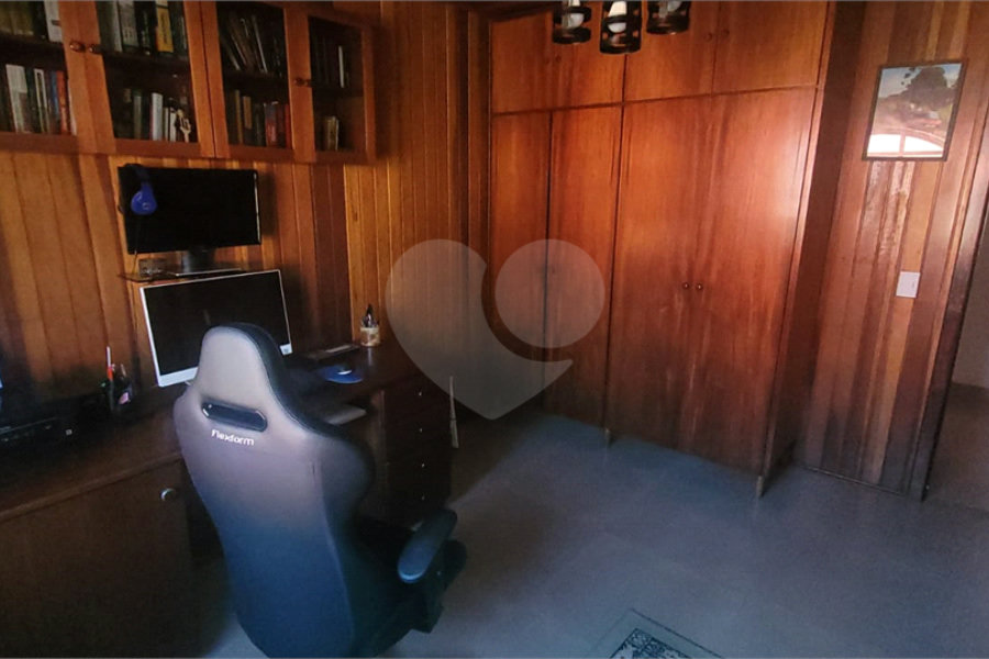 Casa à venda com 3 quartos, sendo 2 suítes,  em Mantiqueira, Mairiporã, SP