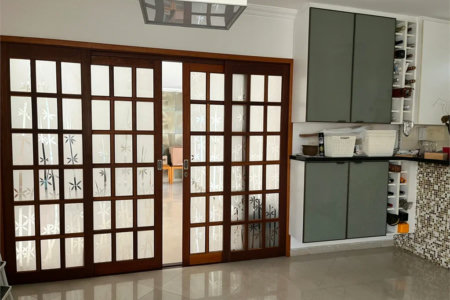 Sobrado à venda com 4 quartos, sendo 1 suíte, em Vila Cordeiro, São Paulo, SP