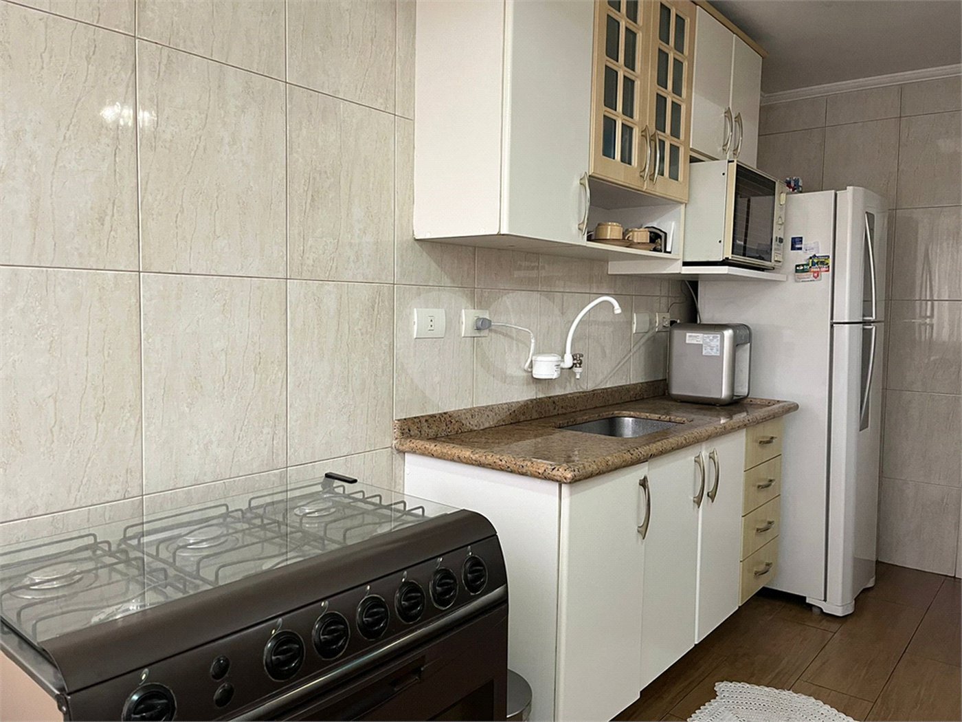 Casa à venda com 2 quartos, sendo 1 suíte, no condomínio Villa Faenza, São Paulo - SP