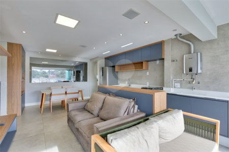 Apartamento com 68m² sala 02 ambientes, 02 dormitórios, sendo 01 suíte banheiro social e vaga no subsolo.! Venha conhecer!