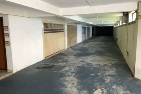 Casa à venda com 3 quartos, sendo 1 suíte, no condomínio Residencial Gabriela, São Paulo - SP
