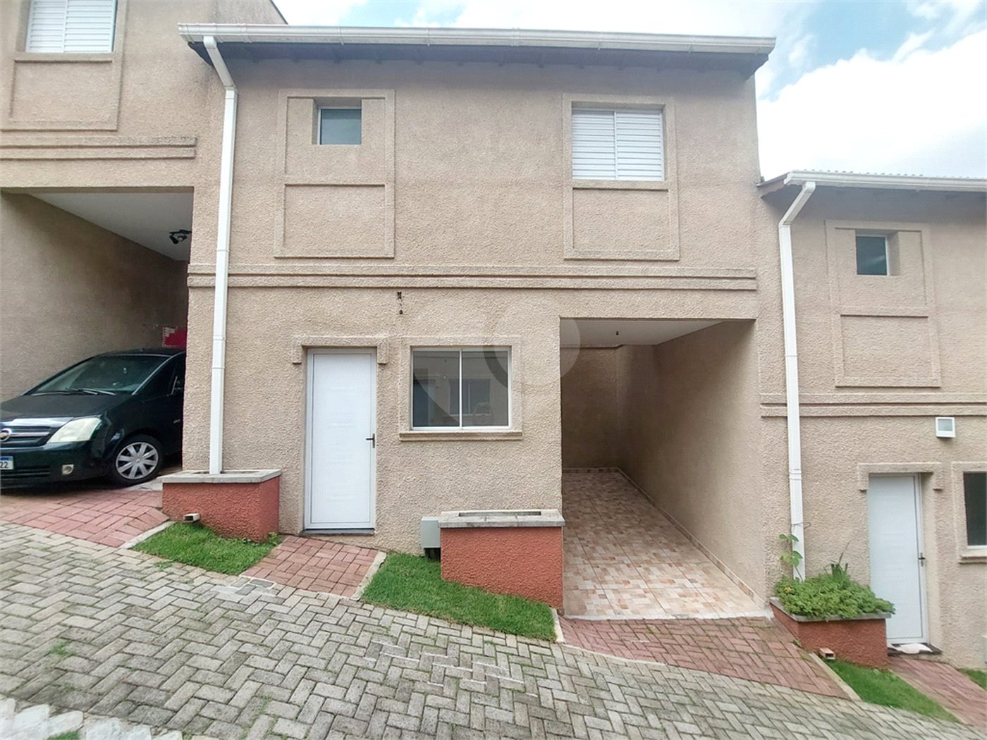 Casa para alugar com 2 suítes no condomínio Residencial Atucuri, São Paulo - SP