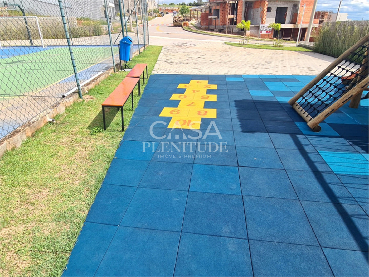Terreno em condomínio à venda em Jardim Vila São Domingos, Sorocaba, SP