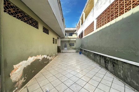Casa à venda com 4 quartos em Jardim Casa Branca, Suzano, SP