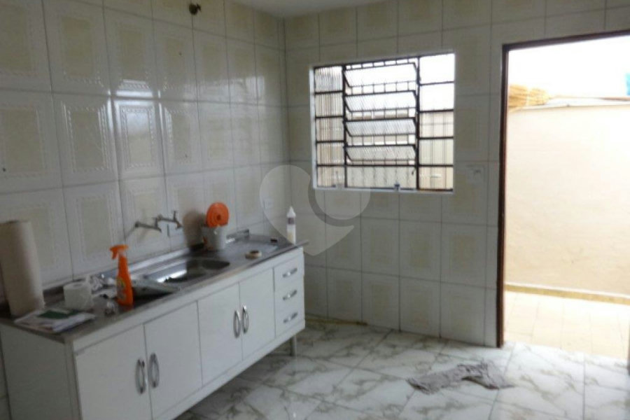 Sobrado à venda com 3 quartos, sendo 1 suíte, em Horto Florestal, São Paulo, SP