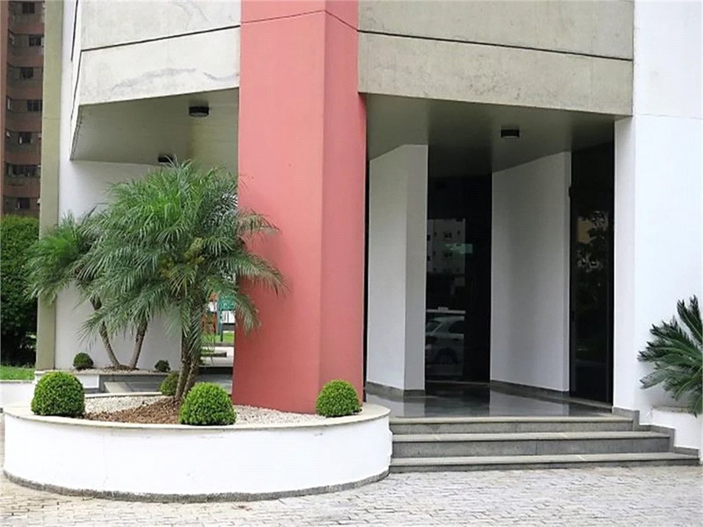 Apartamento à venda com 4 suítes em Vila Suzana, São Paulo, SP