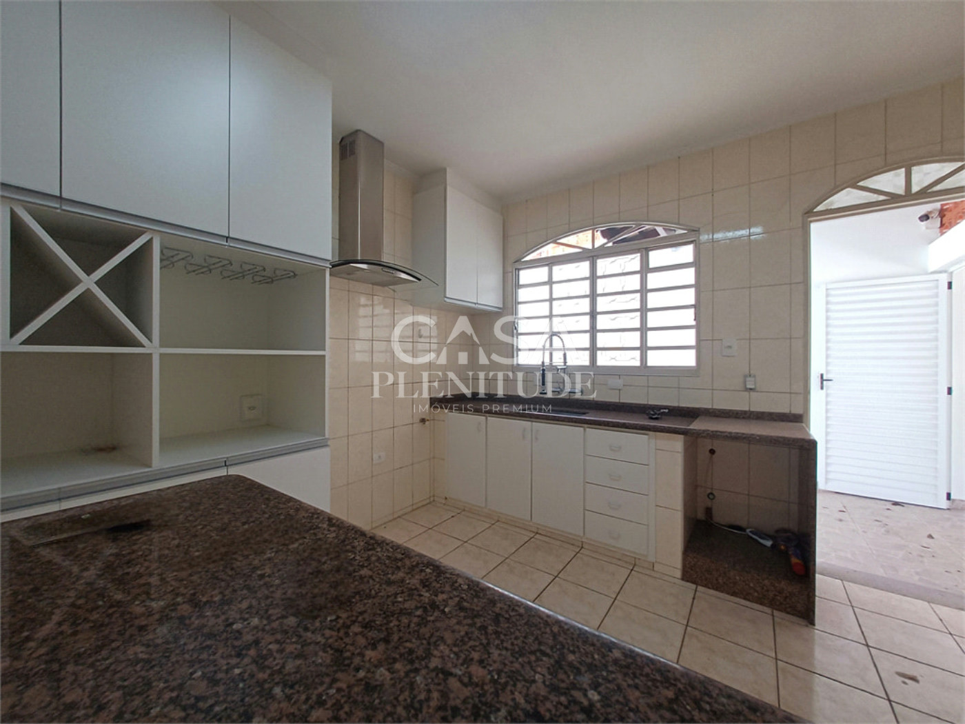 Casa à venda com 3 quartos, sendo 1 suíte, em Jardim Carolina, Sorocaba, SP