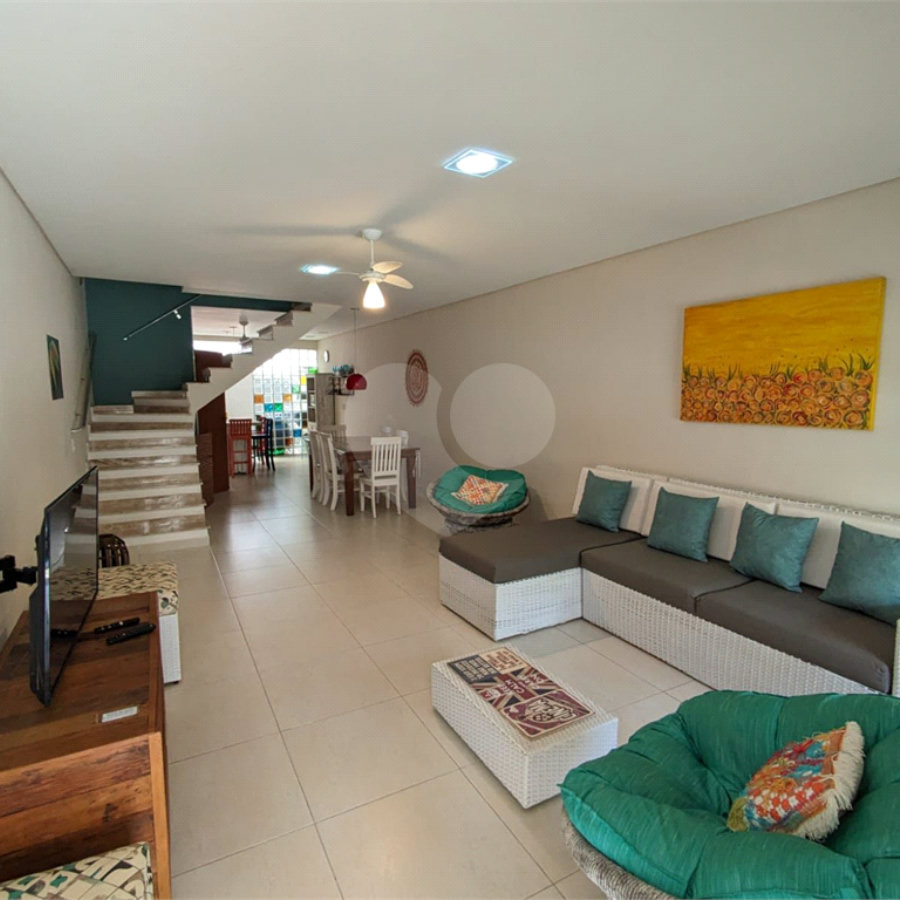 Casa à venda com 3 quartos, sendo 1 suíte, em Juquehy, São Sebastião, SP