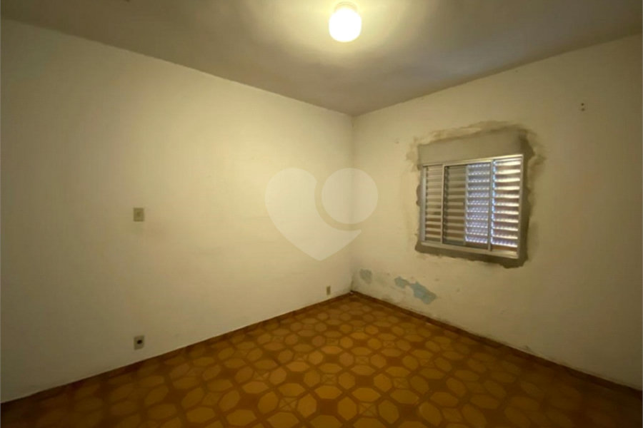 Casa à venda com 2 quartos em Horto, São Paulo, SP