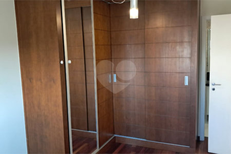 Apartamento à venda com 4 quartos, sendo 2 suítes, em Jardim Marajoara, São Paulo, SP