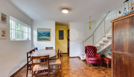 Casa de Vila à venda com 3 quartos, sendo 1 suíte,  em Alto da Boa Vista, São Paulo, SP