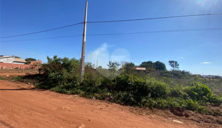 Terreno à venda no condomínio Terreno na Rua Realeza,500, Ponta Porã - MS