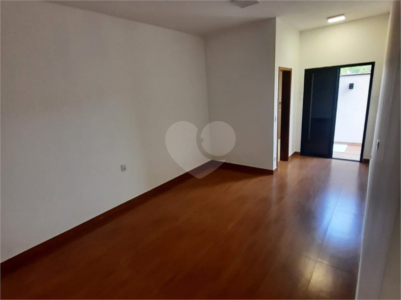 Casa à venda com 3 quartos, sendo 1 suíte,  no condomínio Reserva Ipanema, Sorocaba - SP