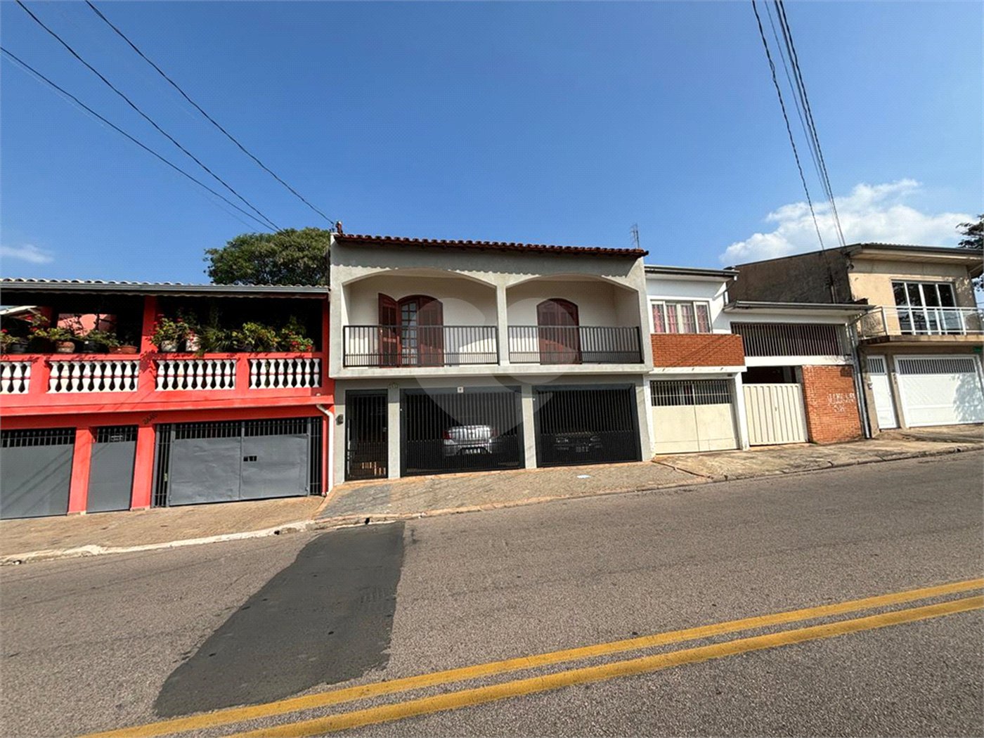 Casa à venda com 3 quartos, sendo 1 suíte, no Centro, Salto, SP