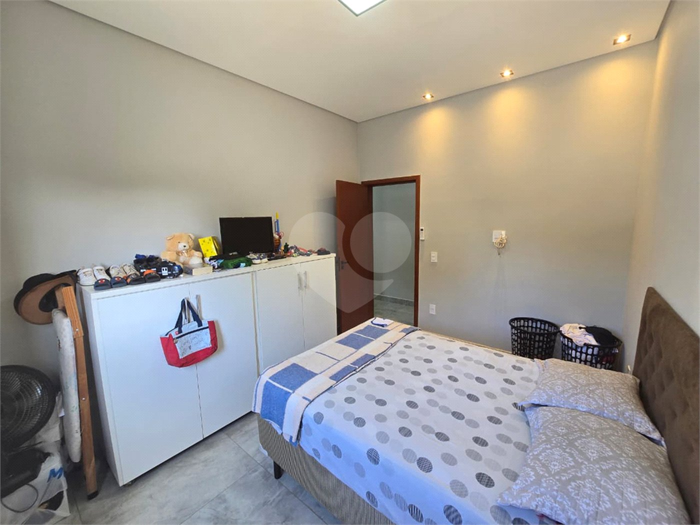 Casa à venda com 3 quartos, sendo 1 suíte, em Residencial Lago dos Ipês, Itapetininga, SP