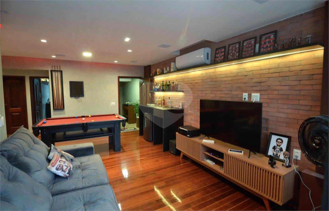 Apartamento à venda com 4 quartos, sendo 2 suítes, em Tijuca, Rio de Janeiro, RJ