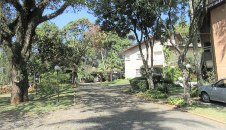 Casa à venda com 4 suítes no condomínio Jatoba, São Paulo - SP