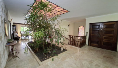 Casa à venda com 4 quartos, sendo 1 suíte, em Água Fria, São Paulo, SP