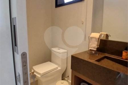 Casa à venda com 4 suítes no condomínio Porto Atibaia, Atibaia - SP