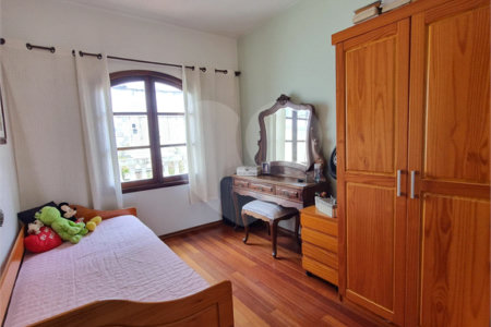 Casa à venda com 3 quartos, sendo 1 suíte, em Jardim Franca, São Paulo, SP