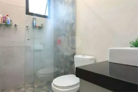 Casa à venda com 2 quartos, sendo 1 suíte,  no condomínio Cube Real Parque, São Paulo - SP