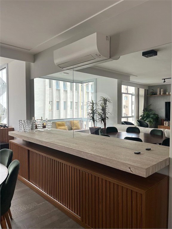 Apartamento à venda com 2 quartos, sendo 1 suíte, em Jardim Paulista, São Paulo, SP