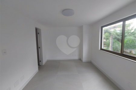 Apartamento à venda com 4 quartos, sendo 2 suítes,  em Recreio dos Bandeirantes, Rio de Janeiro, RJ