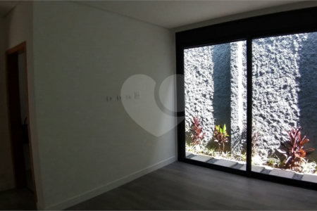 Casa à venda com 3 suítes em Jardim Paulista, Atibaia, SP