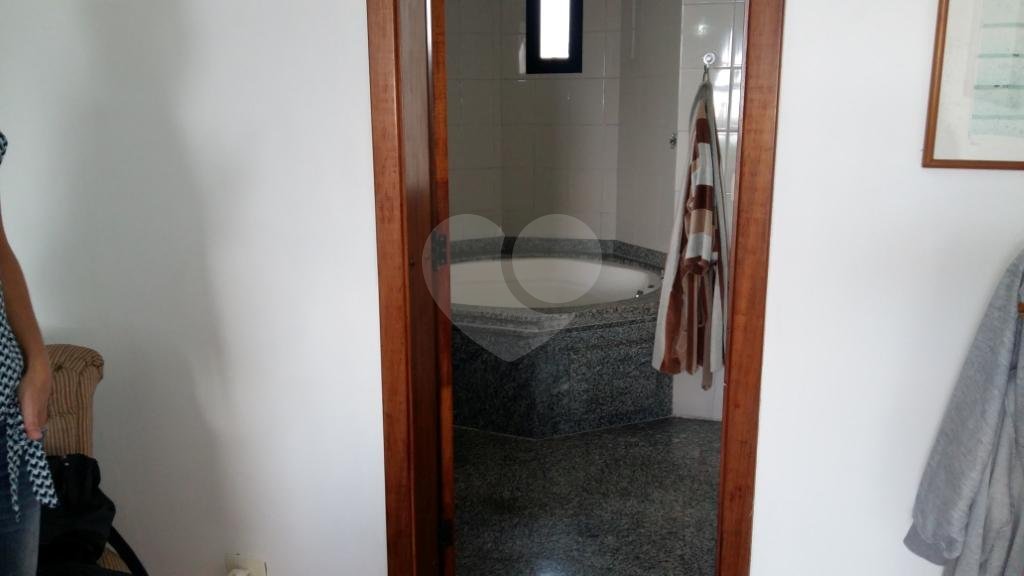 Apartamento à venda com 3 quartos, sendo 2 suítes, em Jardim Parque Morumbi, São Paulo, SP