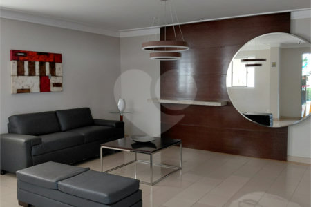 Apartamento à venda com 3 quartos, sendo 1 suíte, em Vila Sofia, São Paulo, SP
