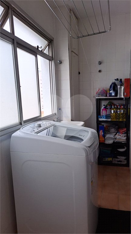 Apartamento à venda com 3 quartos, sendo 1 suíte,  em Vila Olímpia, São Paulo, SP