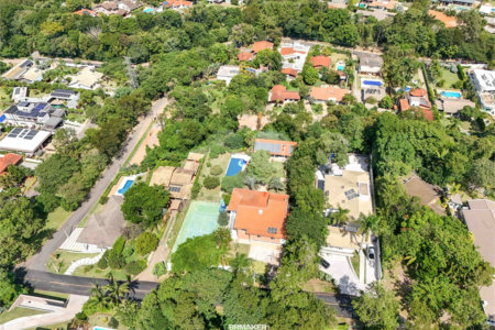 Casa à venda com 5 suítes no condomínio São Joaquim, Vinhedo - SP