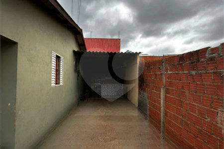 Casa à venda com 2 quartos em Residencial Ponta Porã I, Ponta Porã, MS