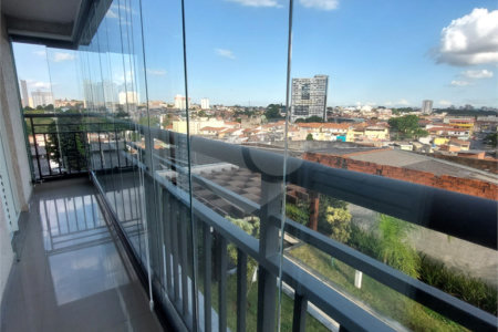 Apartamento à venda com 3 quartos, sendo 1 suíte, em Jardim Flor da Montanha, Guarulhos, SP