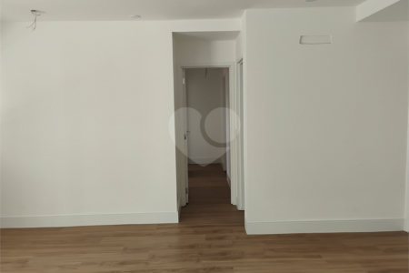 Apartamento à venda com 3 suítes em Anhangabaú, Jundiaí, SP