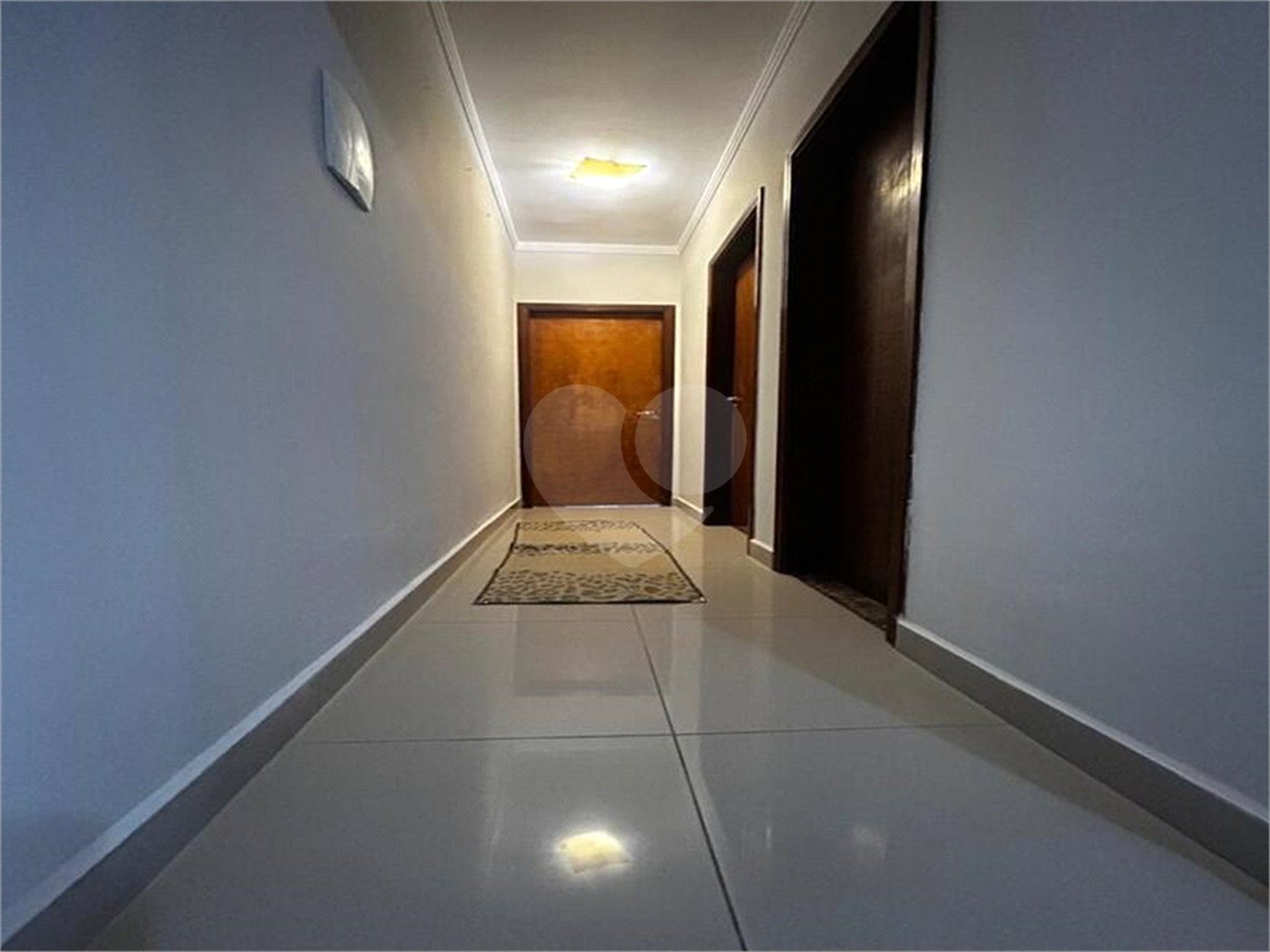 Casa à venda com 2 quartos, sendo 1 suíte, em Jardim Wanel Ville V, Sorocaba, SP