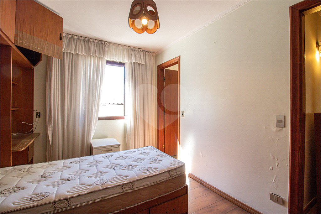 Casa à venda com 5 quartos, sendo 4 suítes, em Jardim Prudência, São Paulo, SP