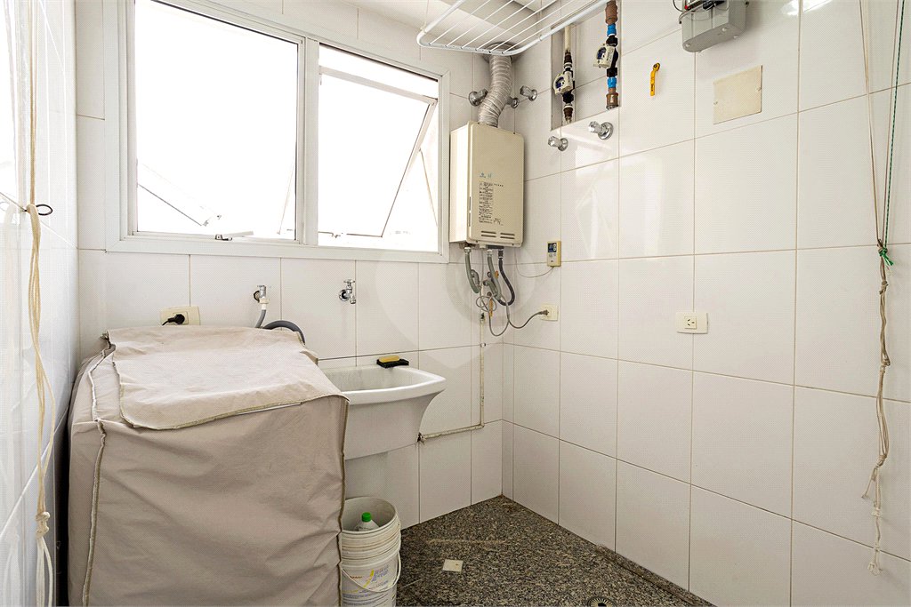 Apartamento à venda com 3 suítes em Vila Mascote, São Paulo, SP