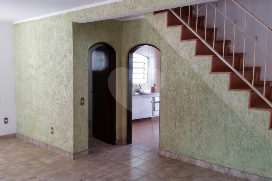 Sobrado à venda com 3 quartos, sendo 1 suíte, em Jardim Virginia Bianca, São Paulo, SP
