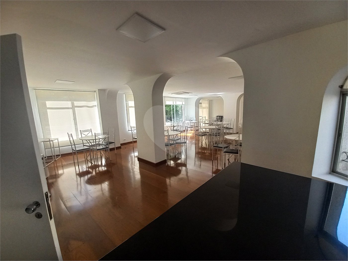 Apartamento à venda com 3 quartos, sendo 1 suíte, em Vila Andrade, São Paulo, SP