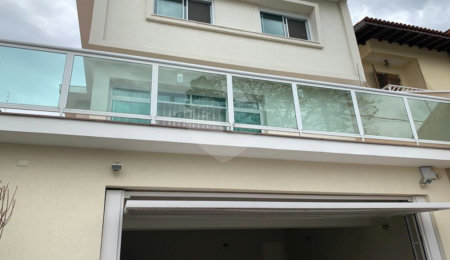 Sobrado à venda com 3 quartos, sendo 2 suítes,  em Tremembé, São Paulo, SP