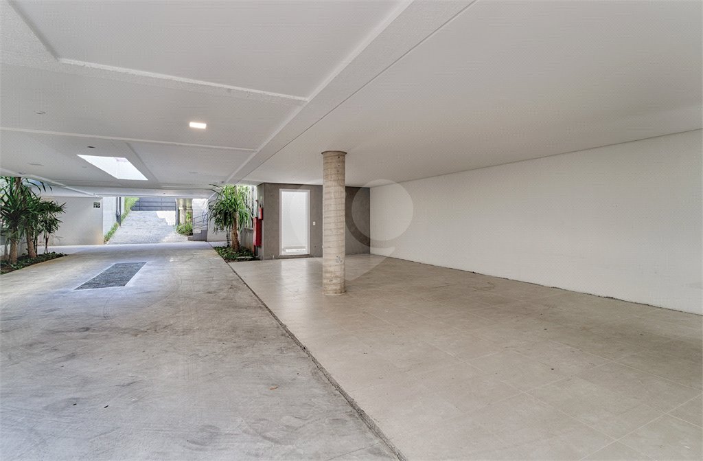 Casa à venda com 4 suítes no condomínio Edifício Jade, São Paulo - SP