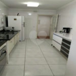 Apartamento à venda com 3 quartos, sendo 1 suíte, em Pinheiros, São Paulo, SP
